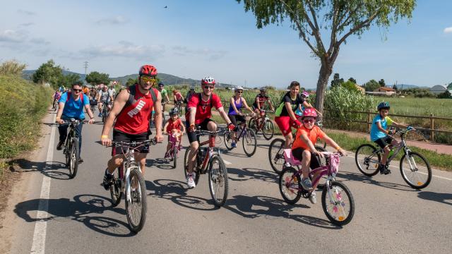 bicicletada passejada bici viladecans