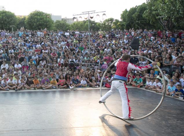 festival teatre al carrer viladecans de calle