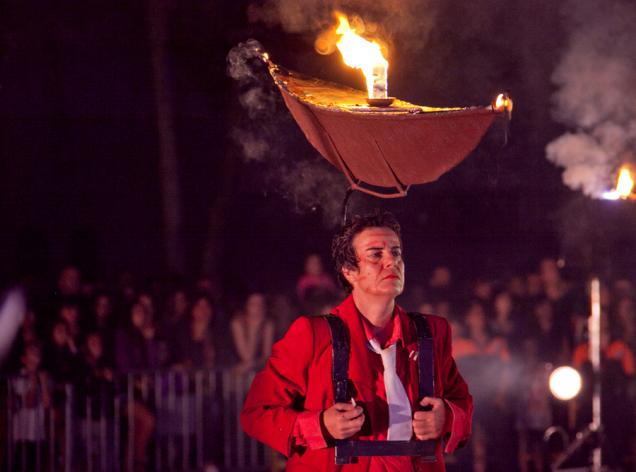 festival teatre al carrer viladecans de calle